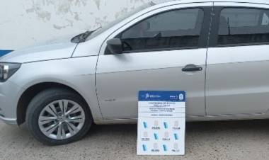Un hombre fue detenido por circular en un auto denunciado como robado