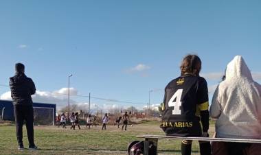 Se juega la fecha 2 del Torneo de Fútbol Femenino Formativo en el Polideportivo Municipal