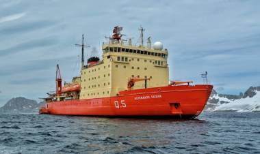 Se realizó la primera etapa de aprovisionamiento en la Base Antártica Conjunta Orcadas