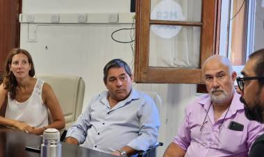El Intendente Aristimuño mantuvo una reunión con dueños de las empresas de transporte locales