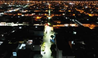 Se colocaron luminarias LED en las calles Urquiza y 25 de may0