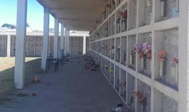 Se detectaron más de 60 nichos vandalizados en el Panteón del COM del Cementerio Municipal