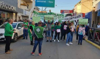 Importante respaldo a los trabajadores de la Armada cesanteados