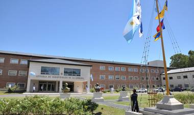 Ingreso a los institutos de formación de la Armada Argentina