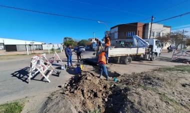 Continúan los trabajos de reparación de los cruces de calles en Punta Alta