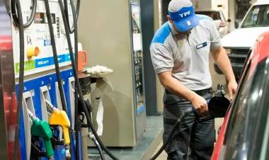 Los combustibles aumentarán desde el jueves un 3 por ciento en promedio