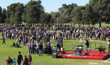 Festival para celebrar el “Día del Niño” en el Estadio de la Base Naval Puerto Belgrano