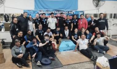 Punta Alta congregó a los mejores pesistas de la ciudad y la región