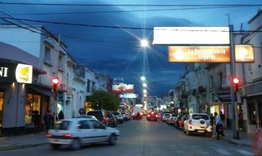 Así será la actividad comercial durante el fin de semana largo