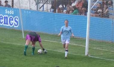 La Puntaltense Sofía Mattos marcó en la goleada de la Selección de la Liga del Sur ante Coronel Dorrego