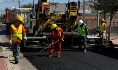 Repavimentación: fin de una etapa y anuncio de la continuación en Avenida Paso