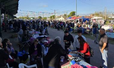 Casi un centenar de feriantes participaron de la Eco Rosales