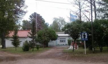 Pehuen Co: Delincuentes desvalijaron una casa, se tomaron una cerveza y se llevaron hasta las sábanas