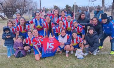 Femenino: Rosario derrotó a Liniers y se prende en la pelea por el Apertura 2025