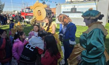 Agosto comenzó con los festejos puntaltenses por el Día de la Niño