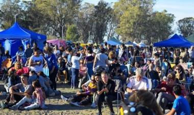 Por mal tiempo, suspenden algunos festejos por el aniversario de Puerto Rosales