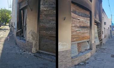 El “Carucha” ingresó anoche por una ventana al comercio y taller incendiado