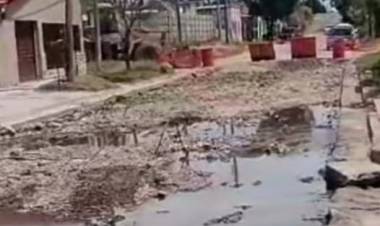 El Municipio reconoció que hay “inconvenientes” con el nivel de napas en la repavimentación de Salta al 400