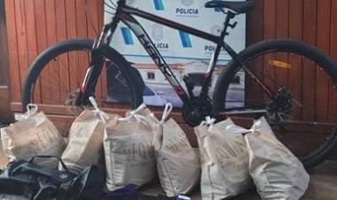 Abuelo y nieto aprehendidos por estafas reiteradas con tarjeta en Punta Alta