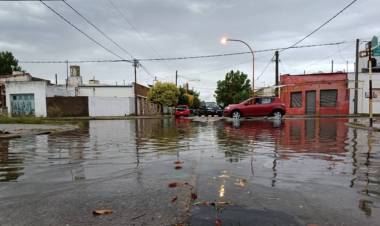 Suspensión total de clases en Coronel Rosales y tampoco hay servicio de colectivos