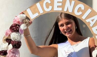 La puntaltense Carla Cáceres es la primera egresada en Matemática Aplicada de la UNS