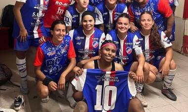 ¡De 10! Rosario Femenino goleó a Huracán en Ingeniero White