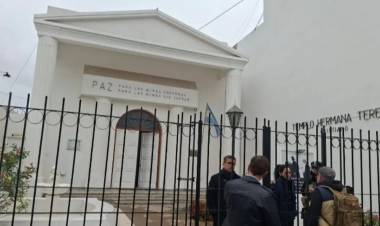 Una disputa familiar por herencia deja a más de 1.000 fieles sin sus templos en Bahía y Punta Alta