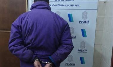 Dos personas fueron aprehendidas tras intentar evadir un control policial en Punta Alta