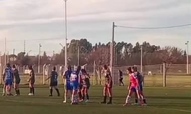 Liga del Sur: Rosario Femenino cayó ante Petroquímicos en Bahía