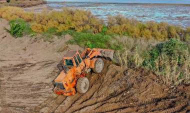 Avanzan los trabajos de reconstrucción del tajamar y del sistema de desagües en Villa del Mar