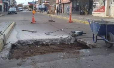 Eximen de tasas municipales a comerciantes de una cuadra del centro