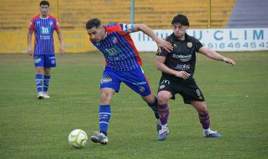 Liga del Sur: Rosario se trajo un empate de Bahía Blanca 