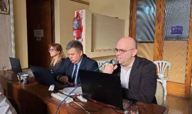 La Libertad Avanza propone crear una mesa de profesionales para mejorar las decisiones en Coronel Rosales
