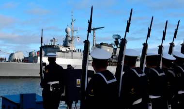 La Armada Argentina inició una investigación por irregularidades en la liquidación de haberes