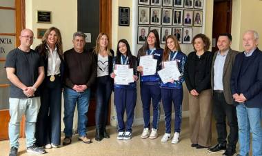 El Concejo Deliberante reconoció a las patinadoras rosaleñas que participarán en el Mundial de Patinaje