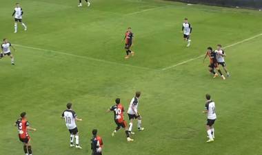 Liga del Sur: Sporting cayó ante Liniers y ya no depende de sí mismo para salvarse del descenso 