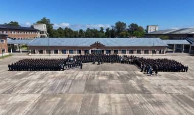 Se conmemoró el 129º aniversario de la Escuela de Suboficiales de la Armada