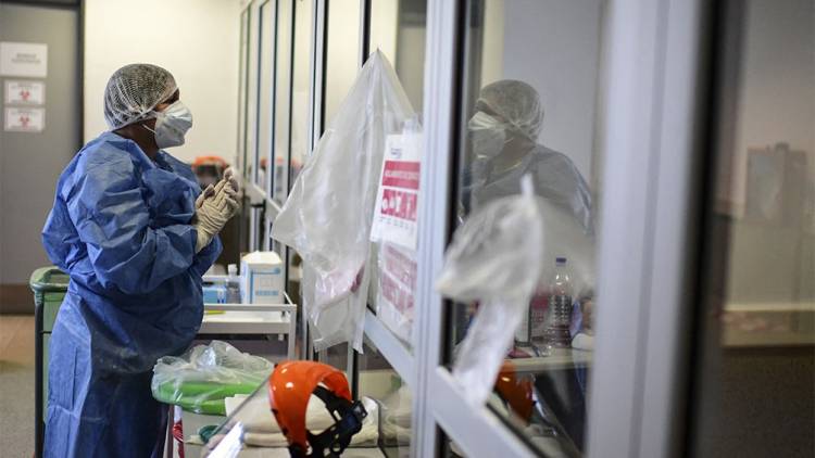 En las últimas 24hs murieron 27 personas y se registraron 1.358 nuevos contagios de coronavirus en el país