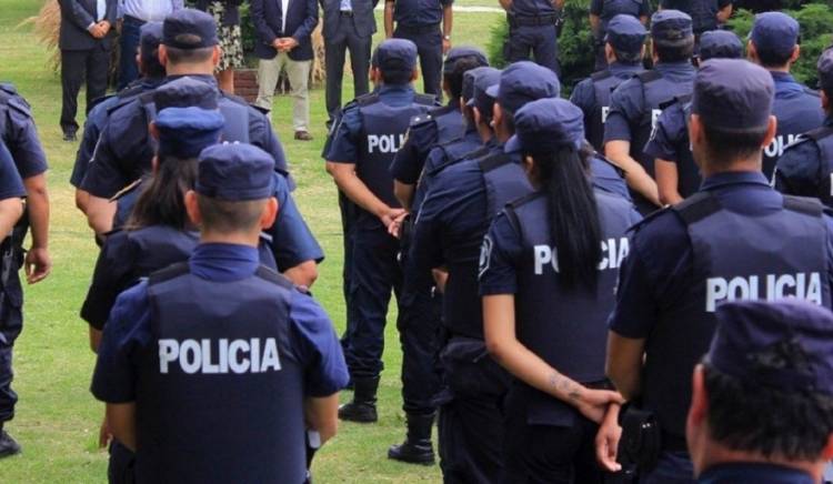 Se encuentra abierta la inscripción para ingresar a la Policía bonaerense durante 2023