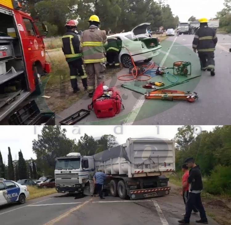 Choque frontal entre un auto y un camión en Ruta 229 a la altura del ingreso a Villa del Mar