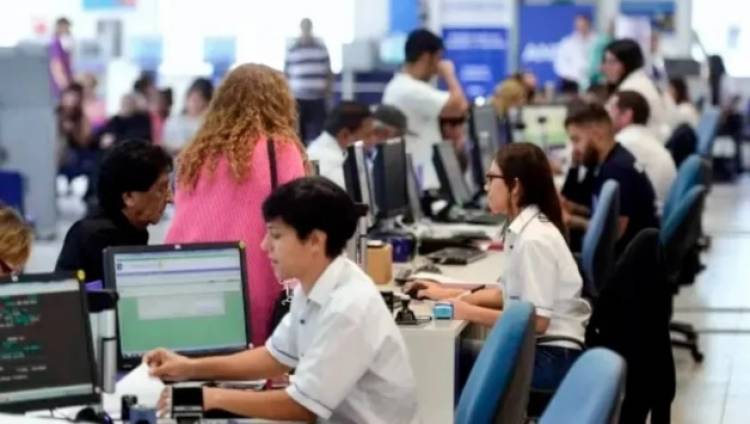 El Gobierno nacional dará asueto el 23 y 30 de diciembre: a quiénes beneficia la medida