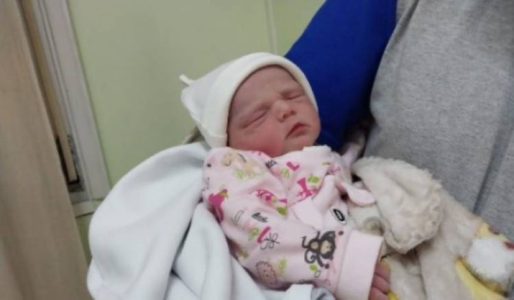 La primer beba rosaleña del 2023 se llama Kimberli Villalba Giordano