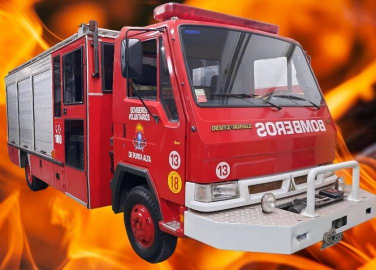 Bomberos Voluntarios acudieron al principio de incendio en una vivienda del Albatros XXVII