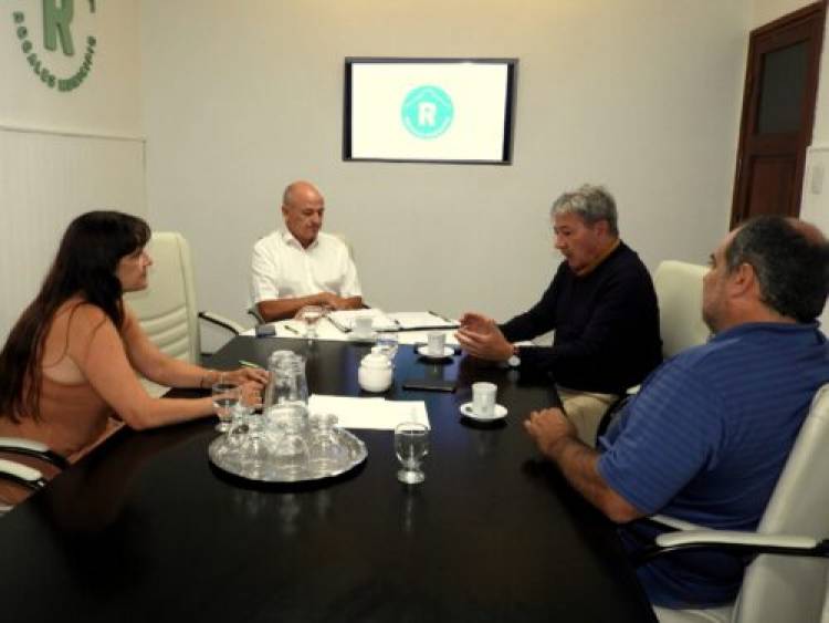 Uset recibió a las autoridades de UCIAPA para abordar temas sobre el futuro productivo del distrito 