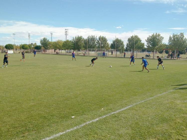 Rosario Puerto Belgrano jugó su primer amistoso de pretemporada