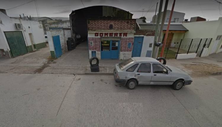 Se solicita a la comunidad colaboración para recuperar elementos robados de una gomería