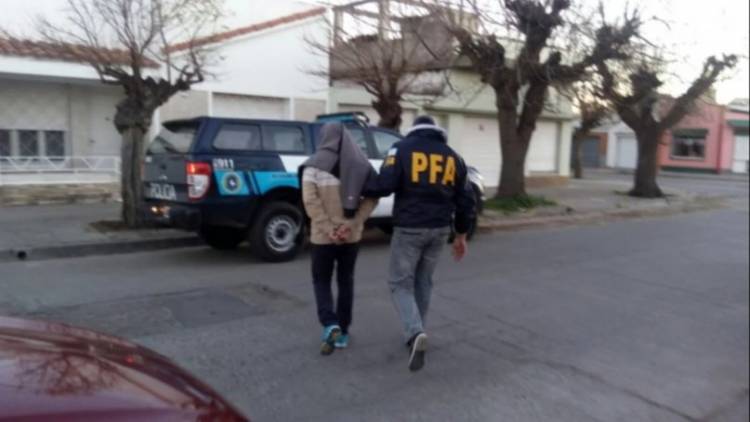 Prostitución de niñas: niegan beneficios a la madre y un "cliente"