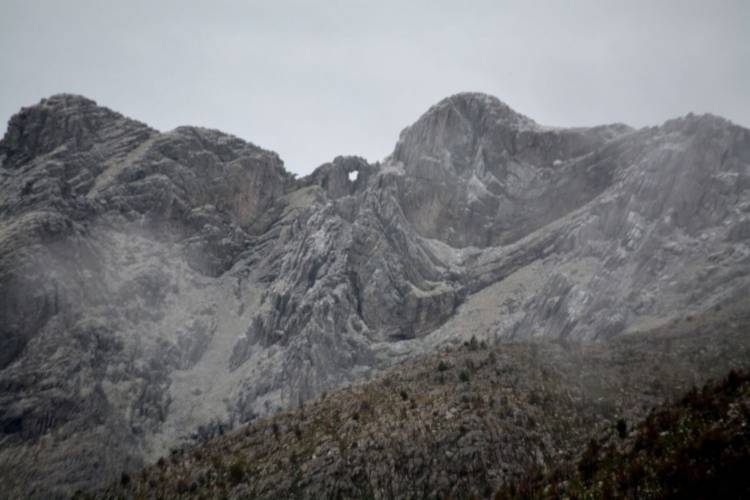 Llegó la nieve a los cerros de Sierra de la Ventana
