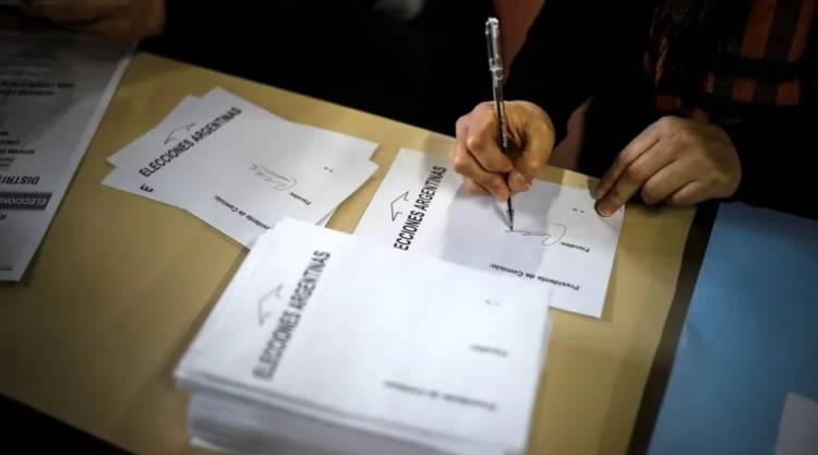 El director Nacional Electoral adelantó a qué hora se conocerán los primeros resultados de las PASO