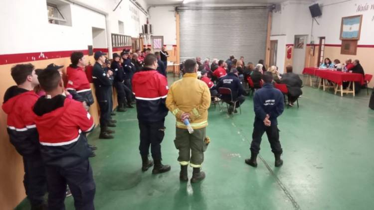 Bomberos Voluntarios Punta Alta: nueva unidad, cuota societaria y comisión directiva